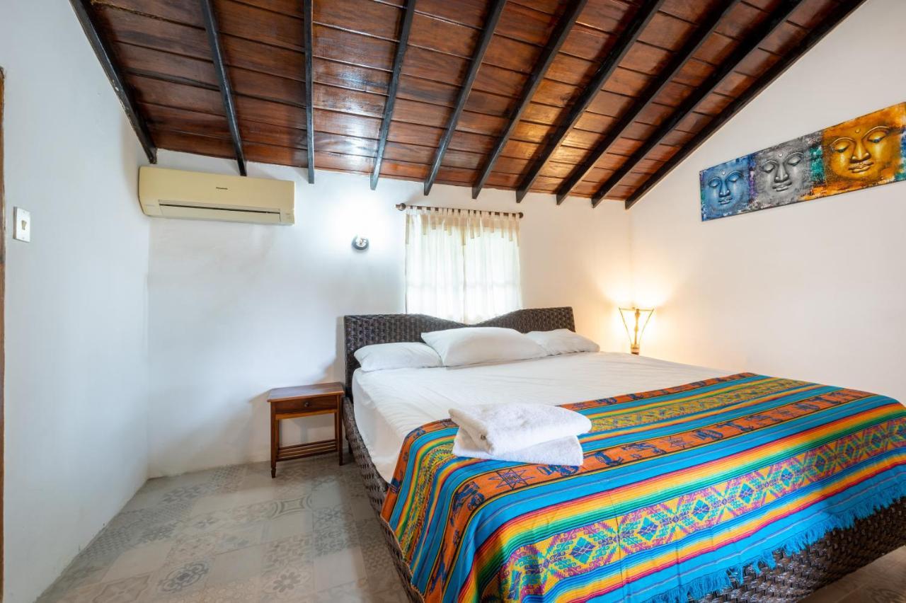 Casa Del Sol Montañita